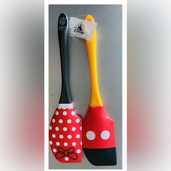 NWT Mickey Minnie Mouse Baking Spatula Set of 2 Kitchen Cooking Disney Parks - Picture 5 of 6